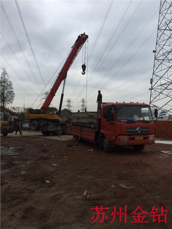 蘇州金鉆昆山150T（噸）電子汽車衡安裝現(xiàn)場(chǎng)